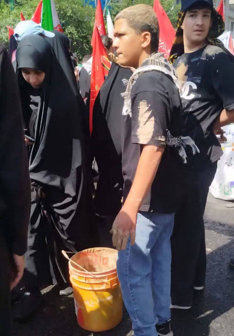 خاک‌برسر